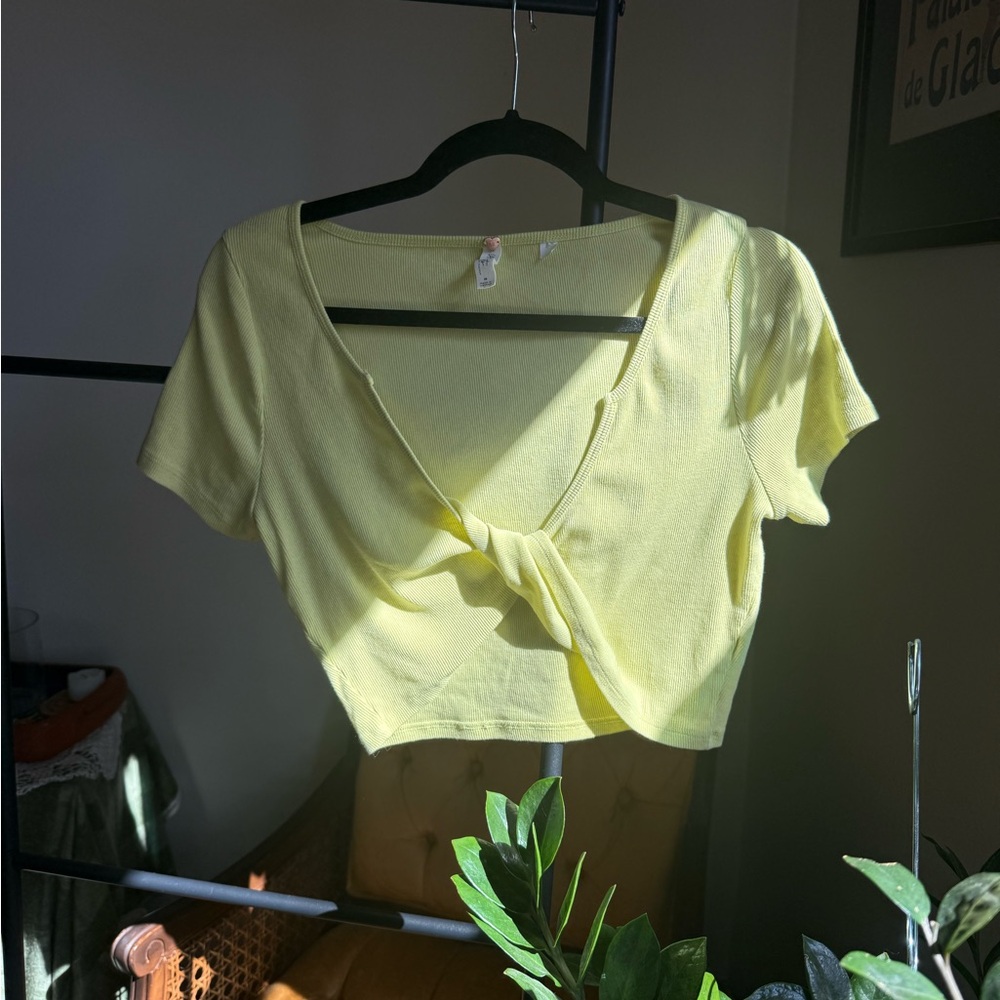 LA Hearts By Pacsun Lime Green Ribbed Knot Front Crop Top